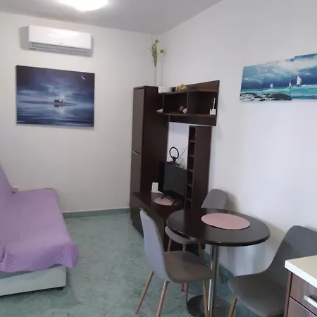 Appartamento Hortenzija