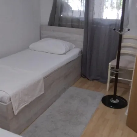 Appartamento Hortenzija *